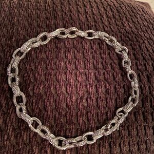 John Medeiros chain-link 17 inch necklace.